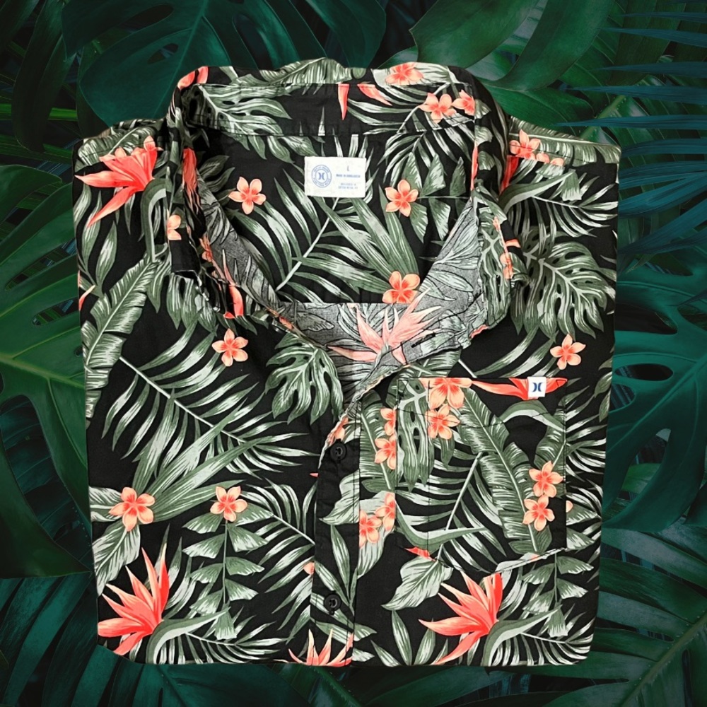 Men’s 𝐇𝐮𝐫𝐥𝐞𝐲 Tropical Shirt